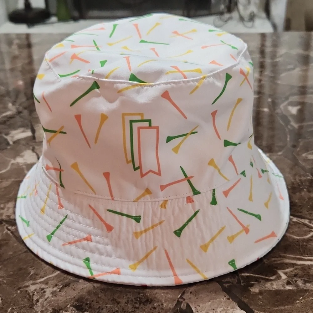 Adorable reversible golf bucket hat in excellent, never worn condition! Unisex - Picture 2 of 2